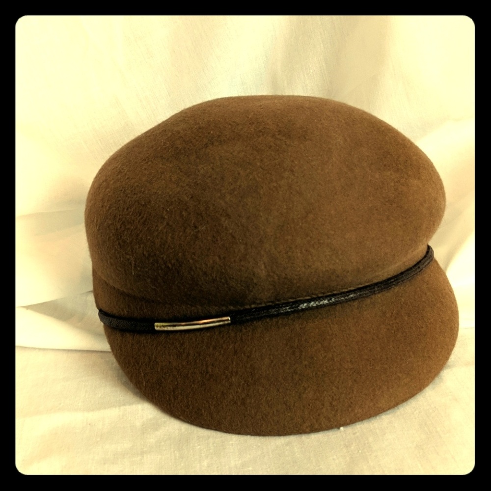 Nine West Brown Wool Hat Dark Brown & metal detail